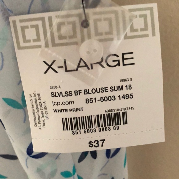 Liz Claiborne Sleeveless Button Front Blouse - Picture 3 of 7